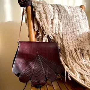 🔶 Hand crafted Moroccan leather handbag, quality burgundy leather, 2 pockets 🔶